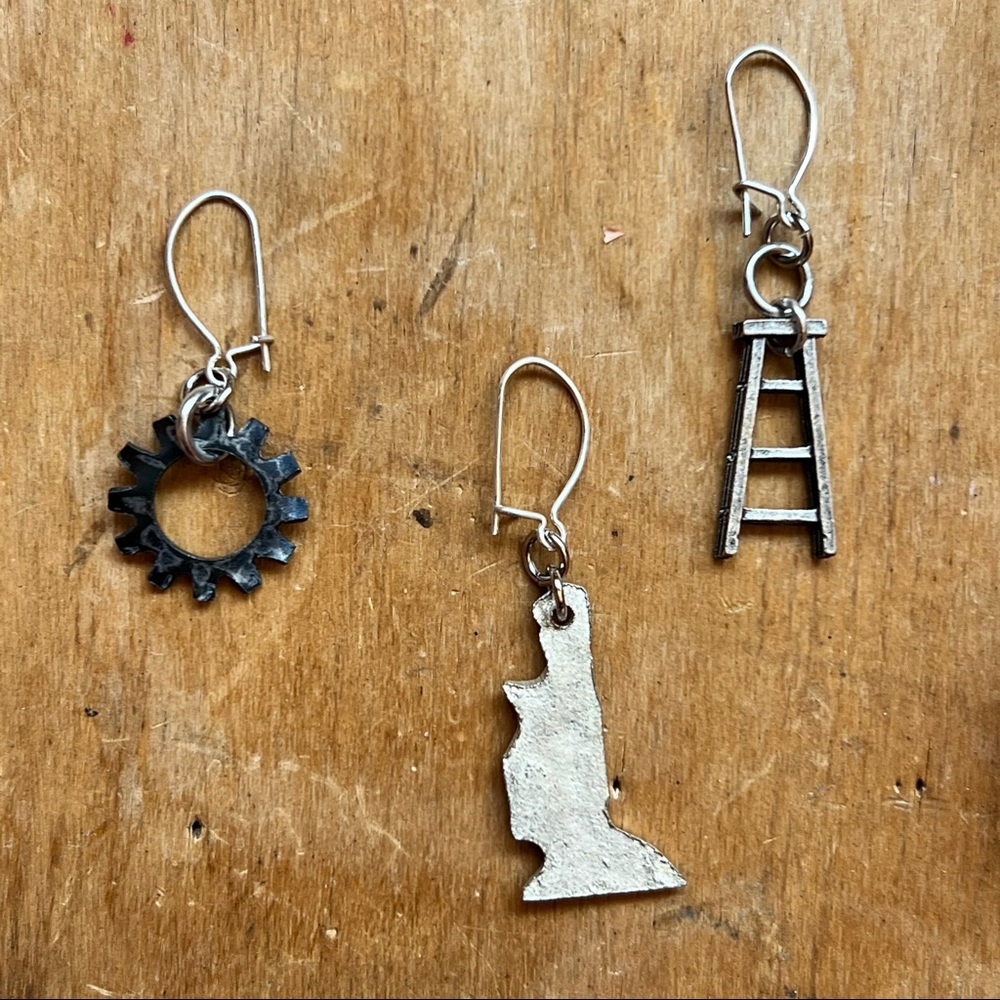Set of 7 Earrings Braid Charms Hair Accessories - Picture 6 of 10